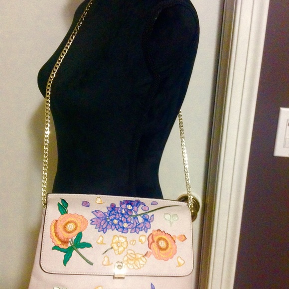 💐 TOPSHOP Floral Embroidered Faux Leather Purse - Picture 6 of 9